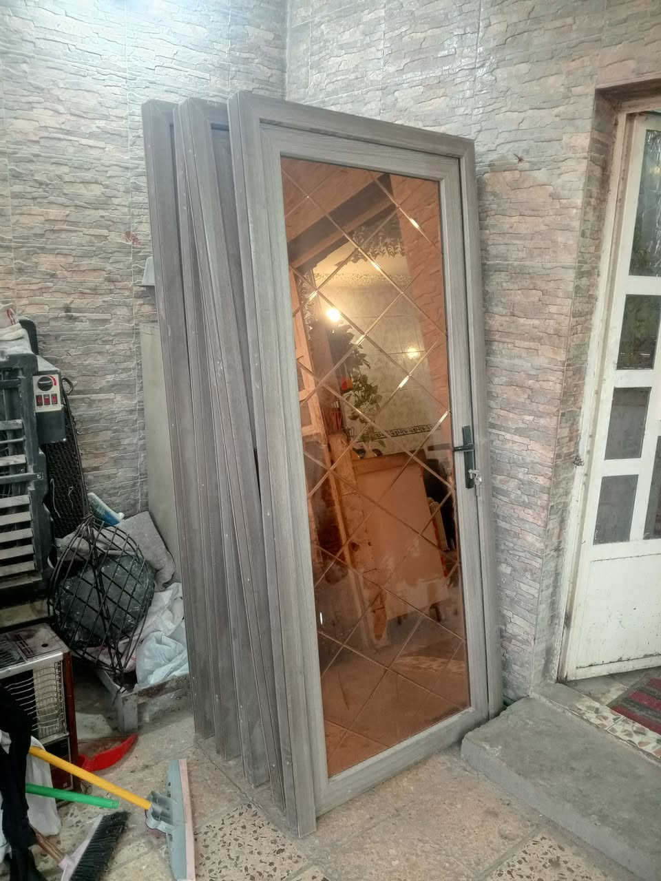 السلام عليكم بيبان بيبسي للبيع عنوان بغداداتصل جدد***********
