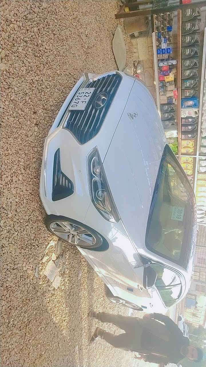 سلام عليكم سوناته 19خليجي فول فول  كفاله فقط بارد  بصيط بالباب الخلفي والباقي كفاله  ماشي 60/السعر 190وبيه مجال /***********مكاني النجف
