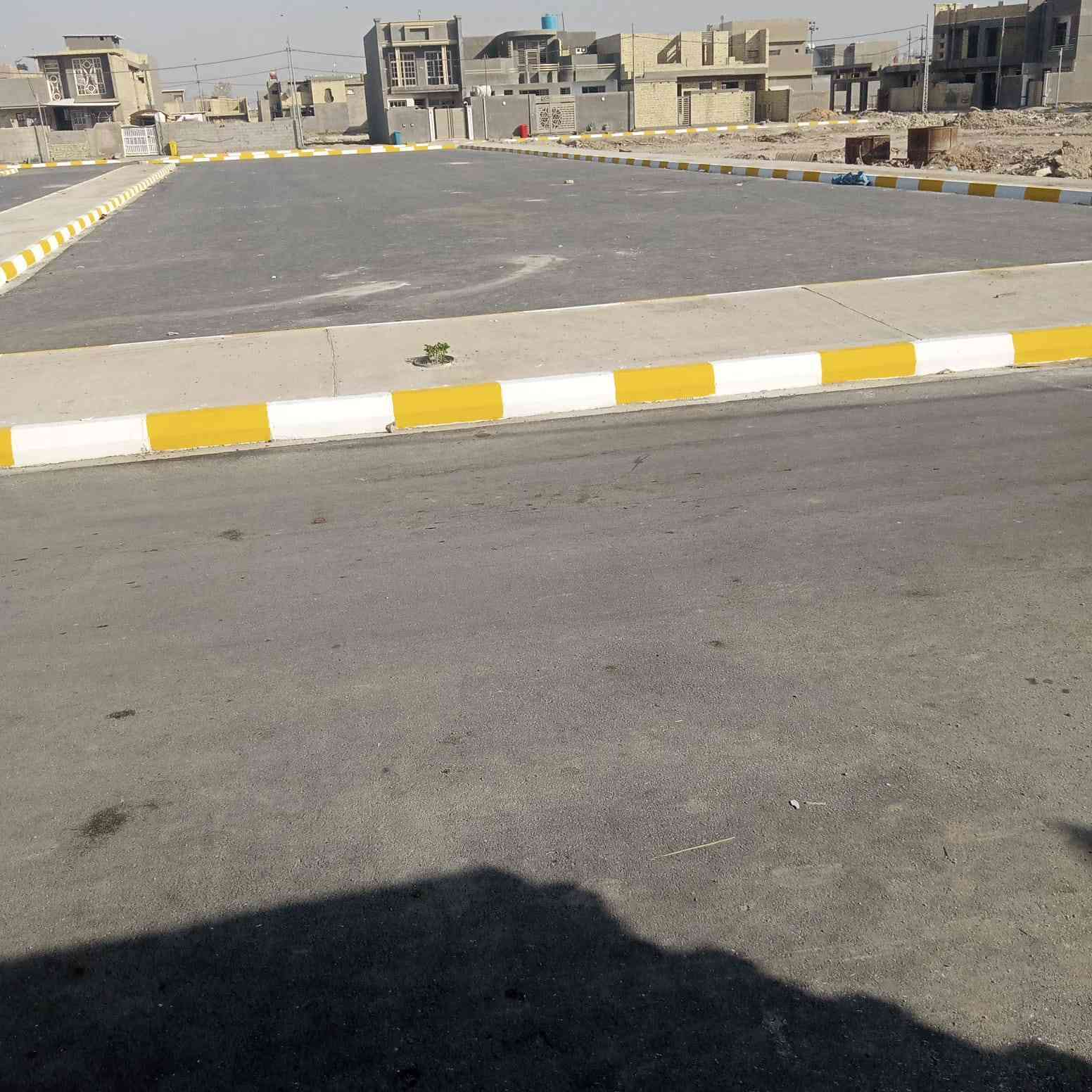 #اعلان بيت البيع بحي العسكري خلف قسم البلدي 
#مساحته 141متر واجه 6وربع 
#بيت بناء جديد درجة اولى كامل من كلشي 
#يرهم بيع و مراوس بقطعة بحي العسكري 200متر 
#متوفره كافت الخدمات ماء ساله كهرباء مجاري شارع تبليط 

#اي استفسار احنه ب الخدمه ..
#مكتب (العقارات  ايسر الجحيشي في صويره) يقدم افضل العروض والتعامل المحترم والصادق مع الزبائن الكرام.
#الي عنده قطعه للبيع او دوانم نشتري حسب البورصه وافضل سعر للقطعه .
متوفره كافت دوانم والمزارع ودور سكنيه 
للمعلومات والستفسار اتصل على الارقام التاليه
***********///*********** /وتساب فايبر 📲☎️📞
