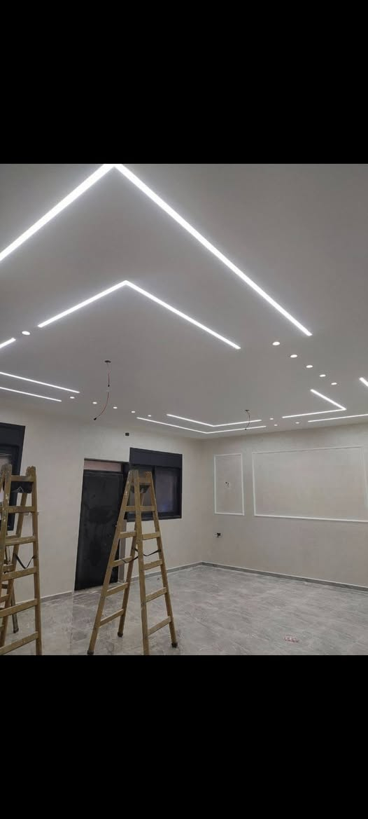 نموذج عمل / نعمل حسب الطلب
تنفيذ أعمال الصبغ والديكور باحترافية
معجون – صبغ – سقوف ثانوية – بديل رخام
للحجز راسلنا خاص أو واتساب 📞
***********
