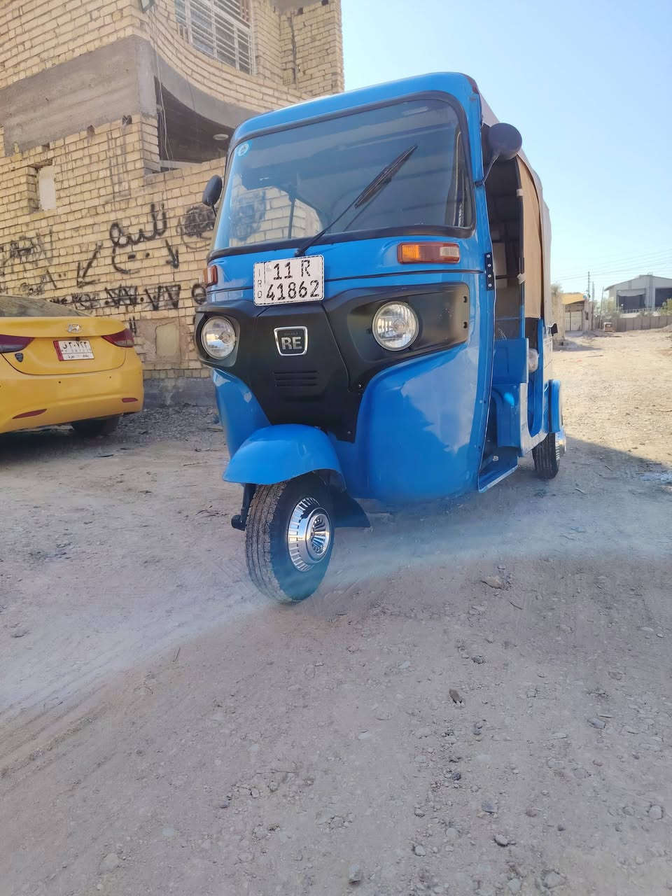 السلام عليكم تكتك 20 شهر6 رقم وسنويه بسمي تحويل مباشر بيها بس بارد بل لغد ومعمره دوس مكينه نجفيت جديد كلشي امبدل جديد مصاطر ودشالي مال زنجيل وزنجيل وبوشه وبستم وكلج وقمجيات كله جديد اكسن جديد ماصدات مال21 شرط اترايها مال زيرو السعر 7 ملايين وبيها مجال قليل بغداد بلديات ***********
