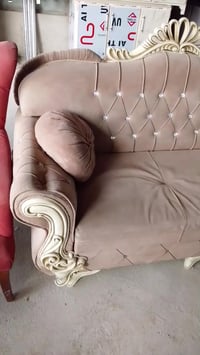 ٢٥مقعد • نظافه ٨٠٪ • بخدمي الفراز