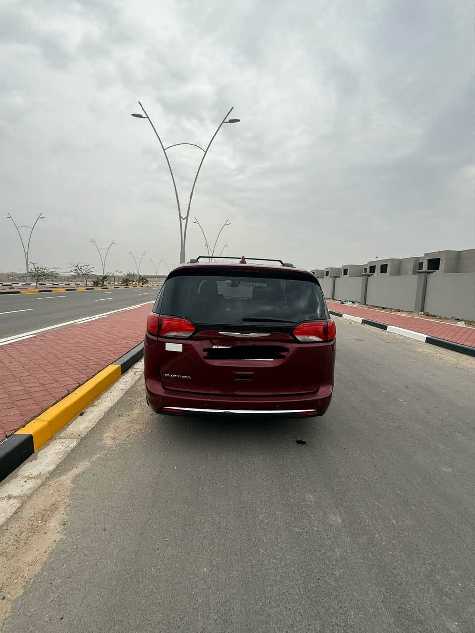 كرايسلر باسفيكا 2018 CHRYSLER PACIFICA
رقم بغداد
ماشيه 71
فول مواصفات ماعدا الفتحه

1-بصمة تشغيل وابواب 5
2-هاند بريك بصمة كهربائي
3-محرك 6 سلندر 3600
4-تدفئة بالمقاعد
5-رادار امامي وجانبي
6-ابواب كهربائيه تحكم بالبصمه غلق وفتح وبصمه ابواب
7-صندوق كهربائي شفط بصمة
8-رادار امامي خلفي بريك ذاتي التوقف مانع تصادم
9-كشنات جلد vip منفصل 7 راكب
10- مانع انزلاق 
11-كشن خزن ميموري حركات 2
12-تنبيه الخروج عن المسار
13- تبريد مركزي 3 قطع منفصل
14-تشغيل عن بعد
15-كير ماوس 
16-مثبت سرعه
17-منافذ USB وغيرها متعدده
18-حاكيات متعدده
السياره ضربتها بسيطه وجاهزه من كلشي ومابيها نقص شغل واطلع 
السعر 210 وبيها مجال 
للاستفسار
+964 771 749 1107
*********** البصرة, العراق
