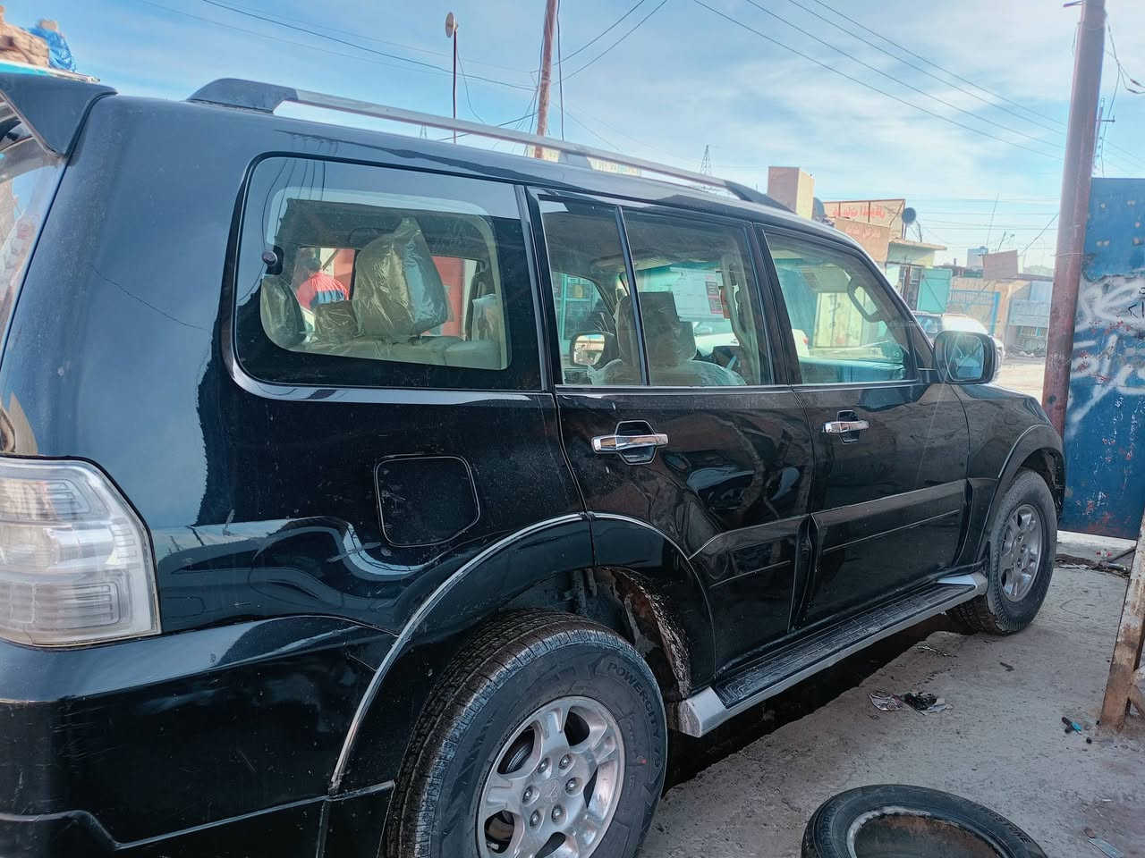 باجيرو 2008 كلين مكفوله على وضع الشركه كلين السياره وجاهزه للبيع او مراوس التفاصيل اتصل ع الرقم ***********
