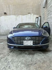 رقم بغداد وراد امريكي  حادث بنيد بدون ايرباك   المكينه  والكير ما بدون...