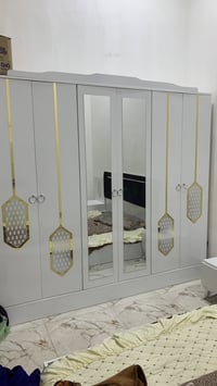 غرفة شبابية • للبيع