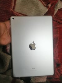 آيباد 8 • ذاكرة ٣٢ • مدينت الصدر