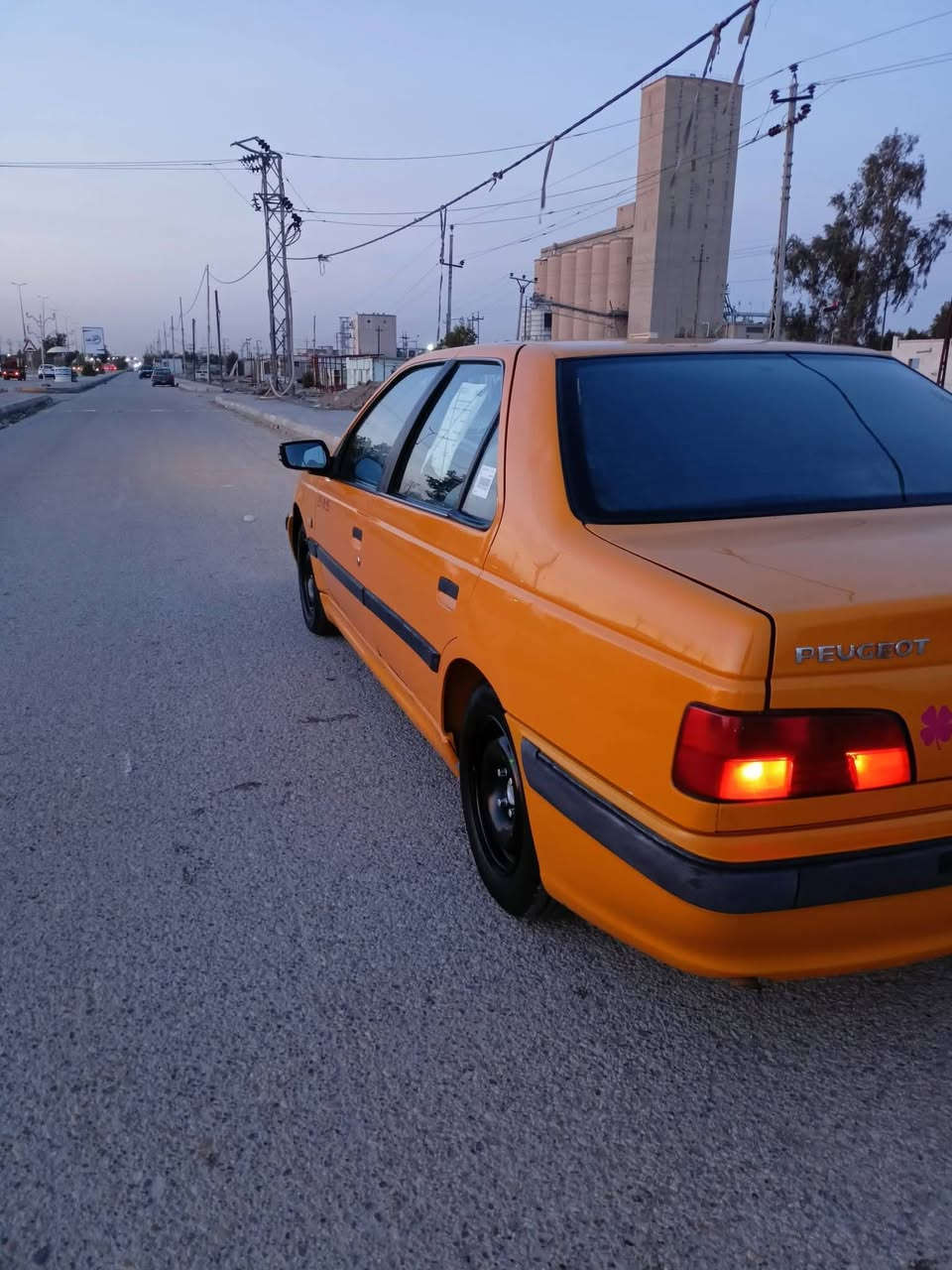 بيجو بارص 2018 رقم انكليزي مثنى  سنويه جديده بيها بنيد وجاملغ مبدلات بدون دواخل ولباقي كفاله السعر53   ***********
مكاني ديوانيه
