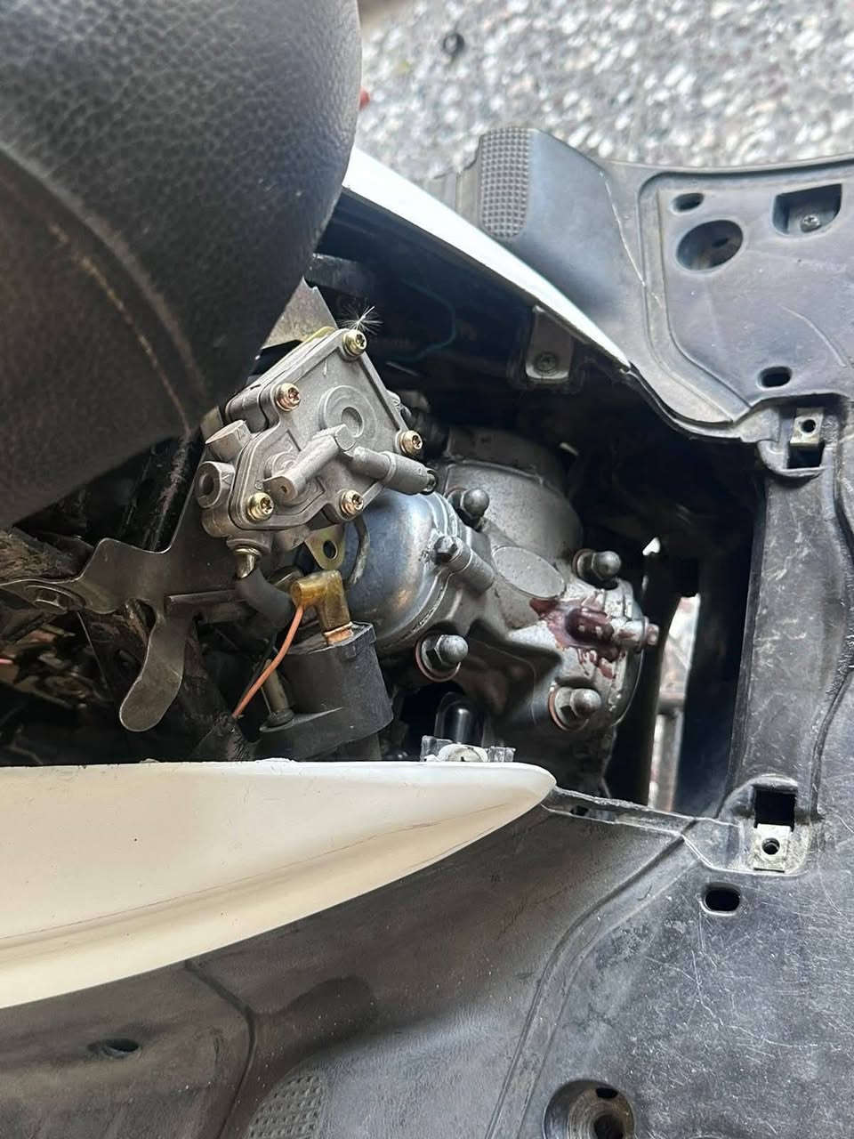 السلام عليكم دراجة سكنس نثيه
الدراجة شوفت عينك حلوه
بيه هواي قطع تزويد
1_ صينيه وا صونده مال بريك 
2_ كور بصمه بس الكور سعر100
3_ يدادات مال بريك وا يدات مال بانزين
4_ بيه كشن رياضي
5_ بيه سلف ررياضي
6_بيه دبلات خلفية رياضي
الدراجة بيه اوراق المعرض وا المنفيس
الدراجة ابيع كوم حديد الدراجة اكفلة ياه من البكن يرادله تجفيت السعر 350  وهذه رقمي***********
مكاني اصليخ
