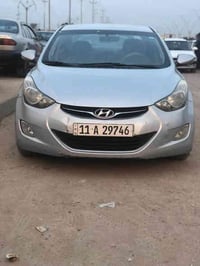 النترا افانتي 2012 السيارة بيها فقط الباب خلف السايق صبغ والباقي كفالة...