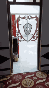 غرفه للبيع مع سبلت مع ثلاجه للاتصال ع هذه الرقم ***********
