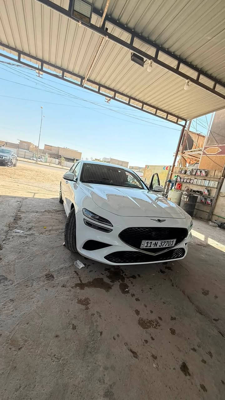 جينسز جي 70.  V6 سلندر
برستيج عده الفتحه 
موديل ٢٢
حادث جاملغ تبديل +تصليخ خشم الخد
سياره سابقن تو كلر يعني لونين 
وصار بيه ٤قطع تبخير صبغ اثر تخريب بدون حادث 
سنويه هزه جديده بسمي 
رقم بغداد 
لك حك مكتوب بالسنويه تو كلر يعني تكدر تسويه لونين
ردارات جانبي 
ردار امامي 
ردار خلفي 
5انضمت قياده 
v6تيربو
السياره جاهزه من كلشي ماعيزه برغي 

السعر 175بيه مجال 
موقع السياره الحله 
رقم ***********
