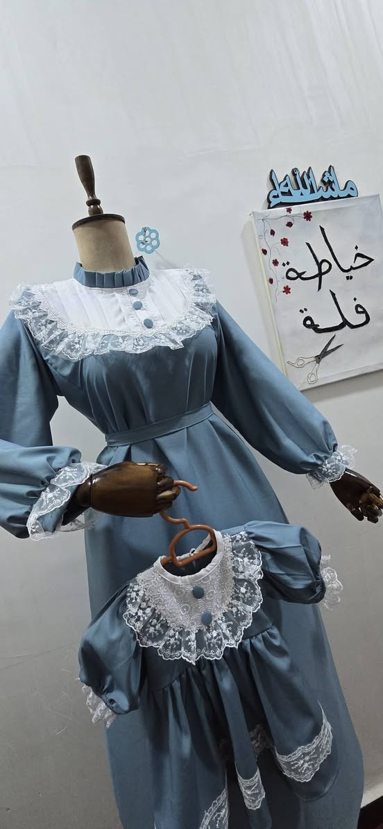 خياطي حسب الطلب 
#فستان_فيكتوري الام وبنتها😍🫰
💙💙


**إذا كنت صاحب هذا الإعلان وتريد حذفه لأي سبب، رجاءا أرسل رسالة إلى الدعم الفني**
