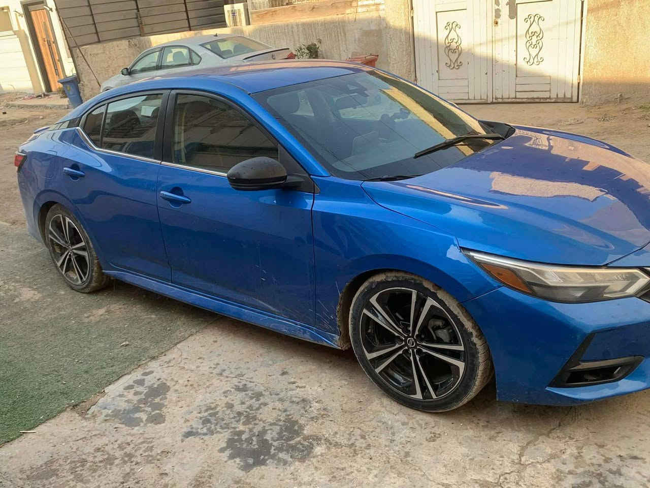 سلام عليكم من رخصه الادمن سنتره موديل ٢١ للبيع ضرر جاملغ بارد فقط وربع بنيد وشبر بدوسه عكس السايق رقم شمالي تحويل مباشر مواصفات SR السعر ١٢٨ العنوان بغداد البكريه قرب جسر الغزاليه ***********
***********
