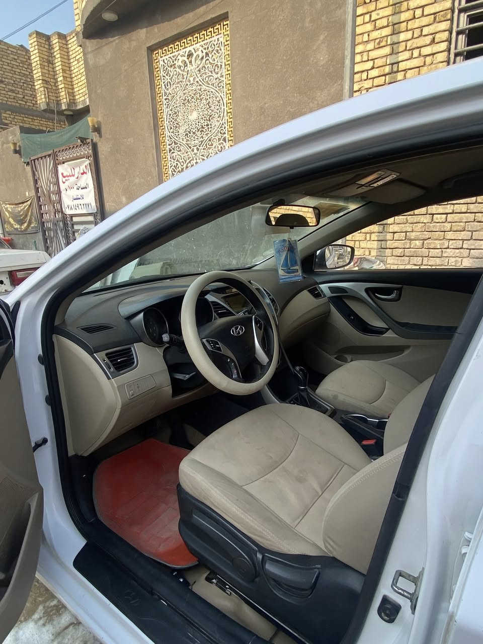 سلام عليكم النترا لبيع موديل 2016خليجي كفاله عامه من ضربه وتبديل
حداديه توني مسويها فرممه كامله 
تخم تاير ويل كب 
تبريد قطعتين مكينه 1600مامفتوحه ماشيه 200
سنويه جديد ل30دواخل بيجي مكاني ناصريه مركز سعر 128وبيها مجال لشراي ***********
