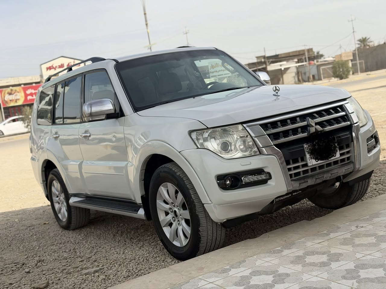 سلام عليكم باجيرو موديل 2014 خليجي محرك 3ونص 
فول مواصفات رقم بغداد نكليزي سياره باسمي مكينه كير كفاله 
بيه صبغ 3 مكانات 
السعر 137 وبيه مجال  فتحه كنش كهرباء 
***********
