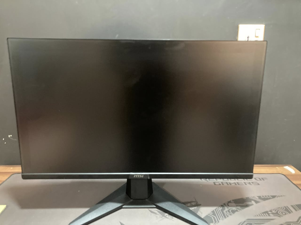 شاشه msi
200hz
استجابه0.5
HDR

جديدا بل اليلون وياها كارتونه وكل اغراضها 
سعر 175


**إذا كنت صاحب هذا الإعلان وتريد حذفه لأي سبب، رجاءا أرسل رسالة إلى الدعم الفني**