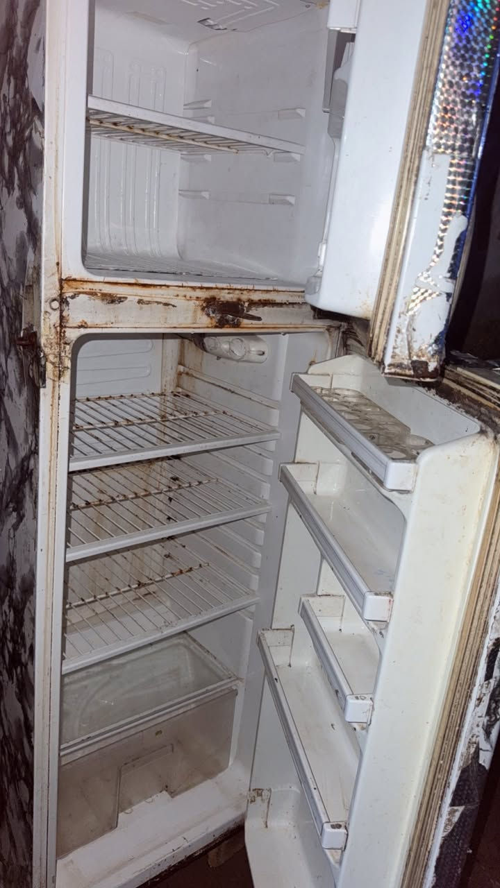 السلام عليكم ثلاجه حجم وسط يحتاجله فقط تنضيف وبيه شويه زنجار تجميد مالته فول يجنن تجميده سعر٧٥


**إذا كنت صاحب هذا الإعلان وتريد حذفه لأي سبب، رجاءا أرسل رسالة إلى الدعم الفني**