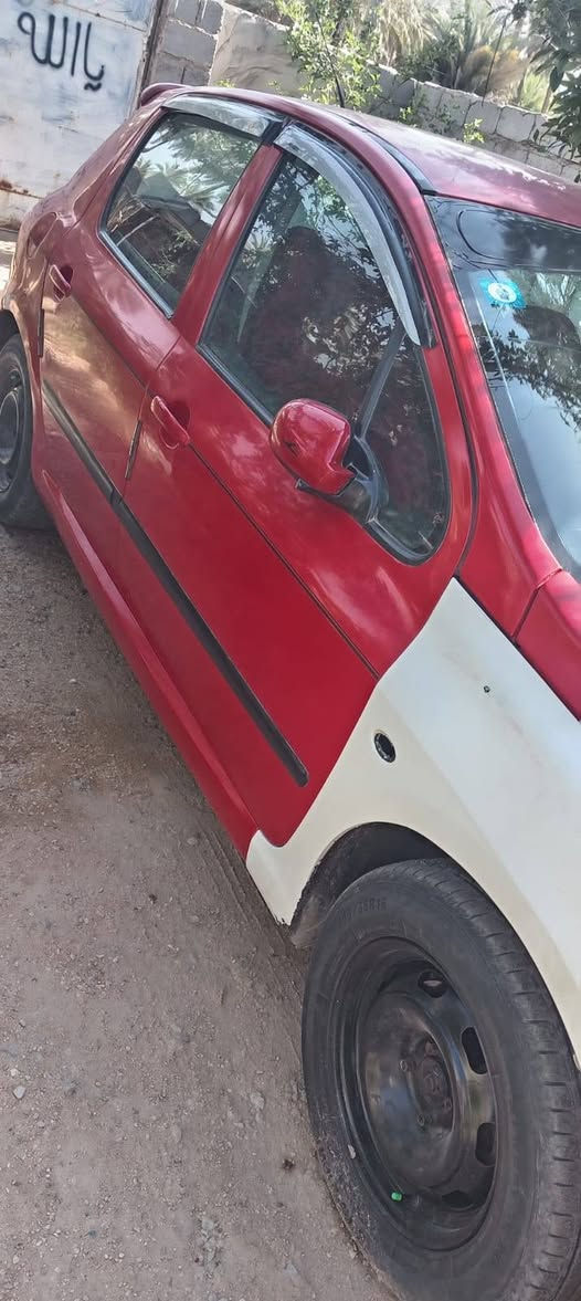 السيارة مصبوغة عام وبيه جاملغ مبدل ومئسس وكامل بس ينرش تبريد تدفئة كهربائيات ڱڵـه. شغالة شاشة لمس مكينه خير م̷ـــِْن •اللّـہ̣̥ الكير هستوني مبدلة ومشط وبور ستيرن جدد حدادية امامية وخلفية جدد تخم تاير جديد السيارة جاهزة بيه بس مشكلة بصيطة بل عقل عنواني كربلاء *********** وموجود علئ فيس هم كربلاء, العراق
