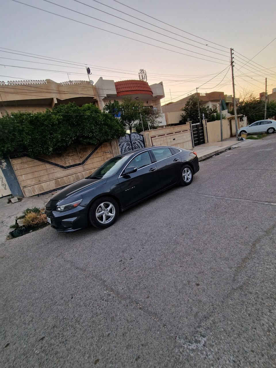 للبيع او مراوس. بقل وفرق.    ماليبو. LTموديل 17.   شرط مكينه وكير. وتبريد.       قطعتين ونص. صبغ. بدون دواخل.     موصل.داخل.   سعر.  90. وبها مجال.  ***********.     واتساب
