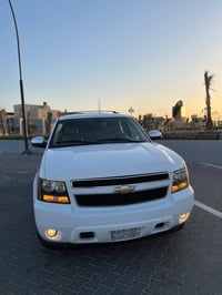 تاهو للبيع موديل 2011 ادوات مكفوله من كلشي ماعده كم قطعه صبغ سعر 65وبي...