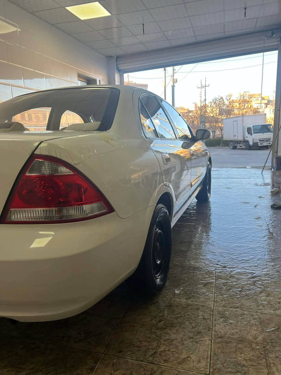 سەنی ٢٠١٢ سەنەوی تا ٢٠٣٠ تازەیە چەمەلەخی سەکنو نیو بۆنیتی بۆیاخە ٢ جام کارەبایە پێشو دوای کەپسە گاعی بەرگی درگاو فەرشی وەکو شەریکە ماوەتەوە  چرکەی تیا نیە پێشو دوای بەناوی خۆمەوەیە شوێن سلێمانی.  ژم. *********** السليمانية, العراق
