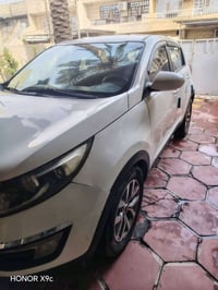 سبورتج موديل 2016 مكينه 2400 حادث راديتر بدون اي تبديل رقم بغداد وبأسم...