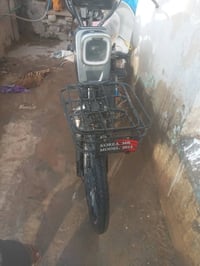 دراجة كهربائية • ٥ بطاريات • مدى ٣٠كم