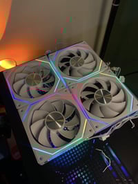 مراوح كيس PC • ١٢٠ مم • RGB أبيض