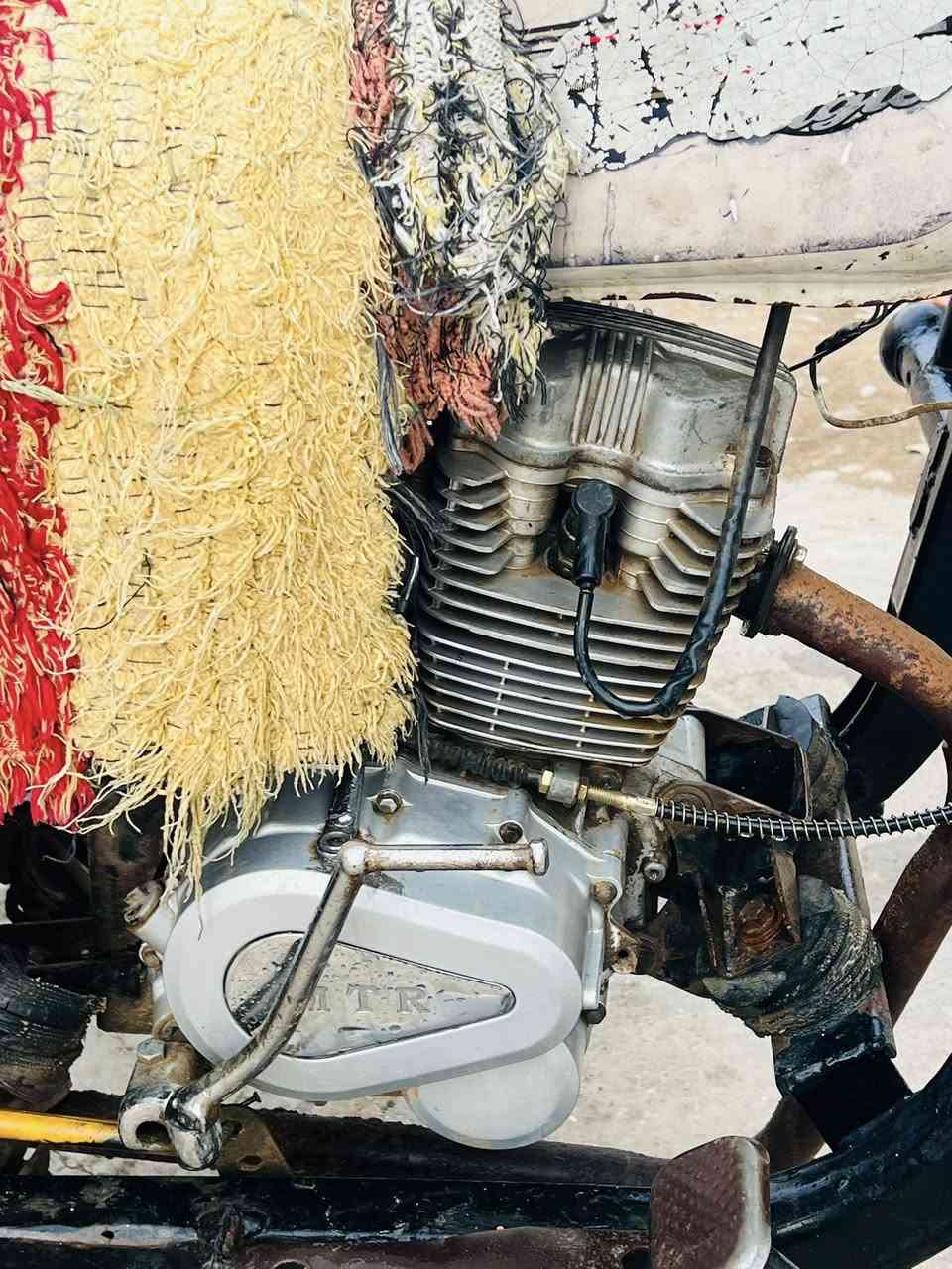 مكان ديالى المقداديه 700وبيهة مجال او مراوس بدراجه اوراق 5 ركبه مكفوله
السلام عليكم ستوته MTR موديل 2015

المحرك 2019وراق 5

***********
