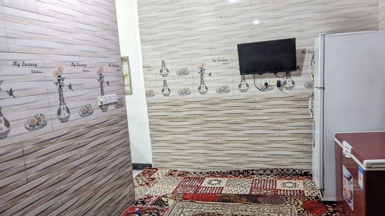 اللهم صل على محمد وال محمد
بيت للبيع بحي الجامعة 100 متر خلف عمارة موسى الكاظمم
يتكون من غرفه واستقبال وهول ومطبخ
طابق واحد 
للاستفسار خاص او اتصال
***********
