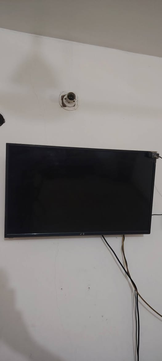 السلام عليكم غراض للبيع
بلازمه حجم 24 للبيع نضيفه + بلازمه حجم 50 بيها شغله بسيطه تشتغل وتطفي للبيع + مجمده جديده مستخدمه موسم واحد بشرط ع الفحص للببع  + مبرده هواهه ثلج للبيع  + مكيف من القديمات تبريد ثلج بشرط ع الفحص للبيع 

رقمي ***********

