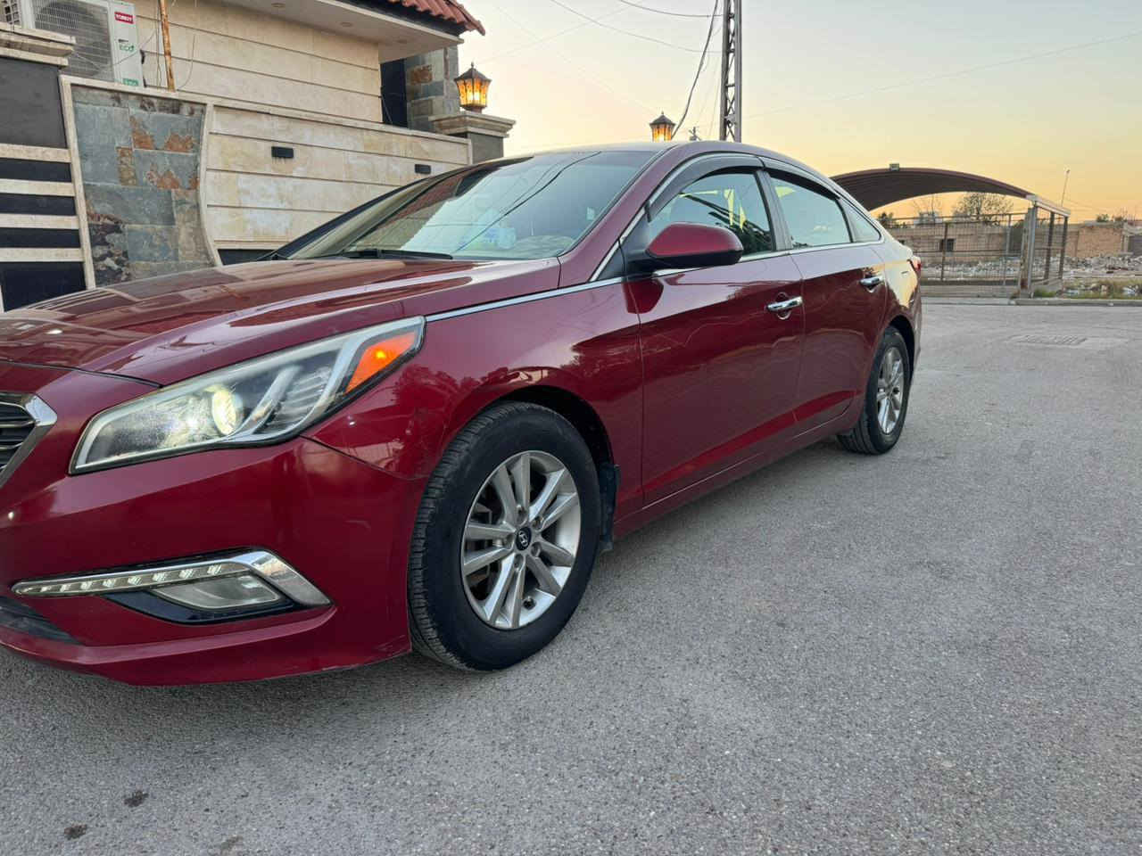 السلام عليكم ورحمه الله وبركاته 
سوناتا موديل 2016
وارد امريكي 2400 GD 
مكينه كير كله جديد 
رافعين كازكيت علمود دوانز يعني بانزين كله عادي بدون دوانز ابد 
مكينه شرط اي تنقيص ماكو خير من الله سياره نظيفه مال بيت 
وارد امريكي حادثها فقط دعاميه وموجود صوره معه المنشور 
يعني بدون صبغ مواصفات عاديه 
السعر 116 وبيها مجال للشراي 
العنوان بغداد الكرخ 
رقم الهاتف ***********
