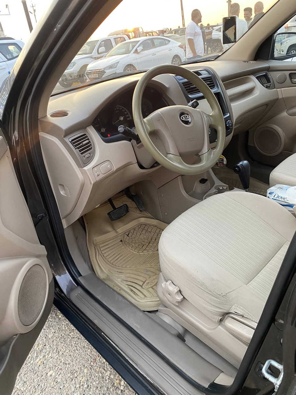 كيا سبورتج مديل 2009 خليجي كفاله عامه حتى الابلاستك ما مصبوغ  السعر 120$ بيها مجال مراوس حسب القناعه مكينه 2000 العنوان كوت ***********

