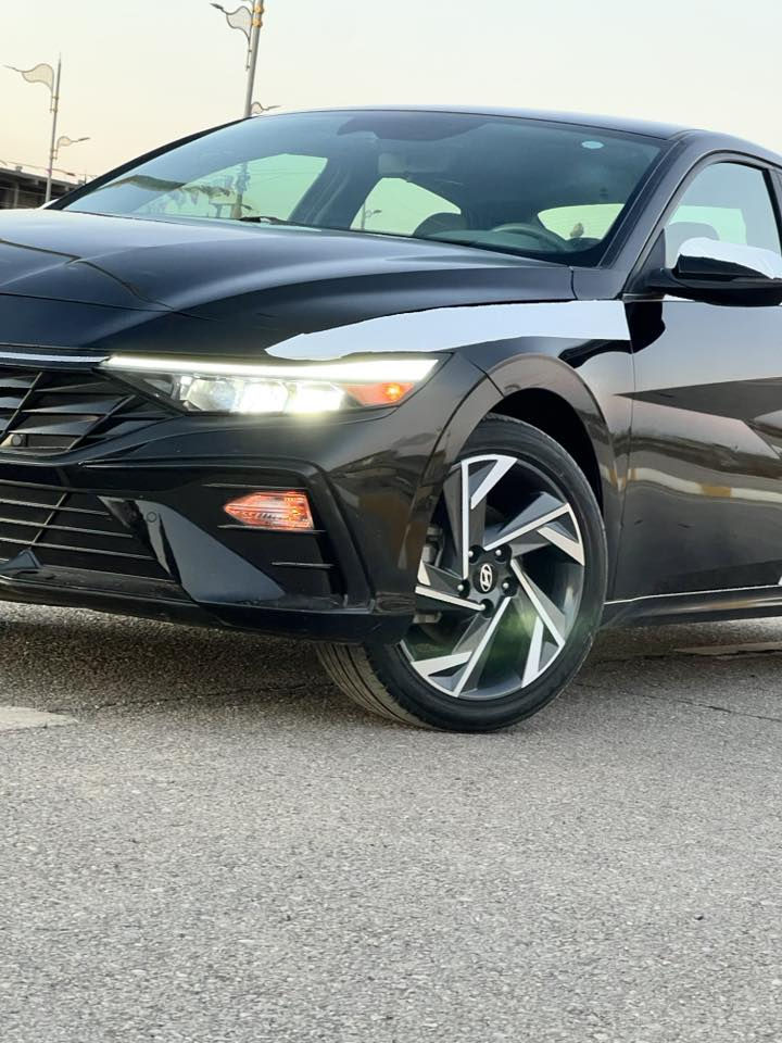 النترا هايبرد 2024
السعر 150
بصمه 
تبريد قطعتين
اشاره بلمرايات
سايد بريك كهربائي
3 انظمه قياده
تحديد مسار 
مثبت سرعه 
ويل كب 17
تخم تاير جديد
بدون صبغ فقط بارد قبق جنطه
***********
