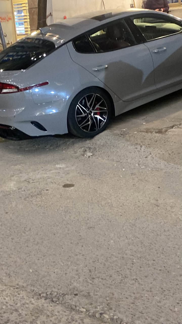 ✅ كيا ستينكر GT LINE 2023 

✅ محرك 4 سلندر 2500 تيربو  دفع خلفي

✅ نظام صوت harman.kardon سماعات 15

✅ لايتات زينون عالي واطئ اصل مع كشافات ليد 

✅ بصمة للابواب مع بصمة تشغيل وتشغيل عن بعد انارة

ترحيب

‎✅اشارات بالمرايا الجانبية مع حساسات الاجتياز الجانبي 

✅ حساسات خلفية اصل مع كاميرا دوارة 

✅ رادار امامي وتوقف تلقائي 

✅ مرايا جانبية شفط كهرباء هيتر

✅ سقف المركبة بانوراما 

✅ صالنصة خلفية رياضية باربعة فتحات 

✅ غرفة السيارة جلد اصل أحمر

✅ شاشة دشبول كبيرة لمجموعة من الايعازات 

✅ تحكم كهربائي متكامل الايعازات لمقاعد المقدمة 

✅ حساسات الانحراف عن المسار في الطرق المفتوحة 

✅ ستيرن رياضي حرف D مع شفتات ستيرن 

✅ تحكم ستيرن متكامل الايعازات مع تحكم الرادار 

✅ رادار امامي تفاعلي وتحكم كامل من الستيرن 

✅ وضعيات للقيادة عدد 5 

✅ منافذ USB,AUX مع شاحن موبايل وايرلس 

✅ مقاعد السائق والراكب رياضي

✅ كراسي تدفئة

✅ستيرن هيتر

✅مرايه وسطية اوتو

✅تبريد خلفي منفصل

✅اوتو هولد 

✅بريك بصمة

✅اوتوستارت

✅حساس مطر

✅حساس لايت
للبيع او مراوس 
السعر 192 وبيها مجال 
مكان السيارة بغداد الاعظمية 
***********
