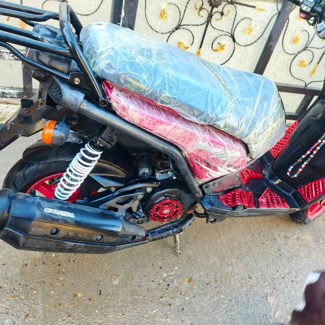 السلام عليكم دراجه سكن الجبل للبيع موديل 14 دراجه رمبه مكان بغداد ***********/***********
