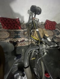 بايسكل رياضي صناعه يابانيه مال باله بعده بتراب الشركه بس بي مشكله بًـ ...