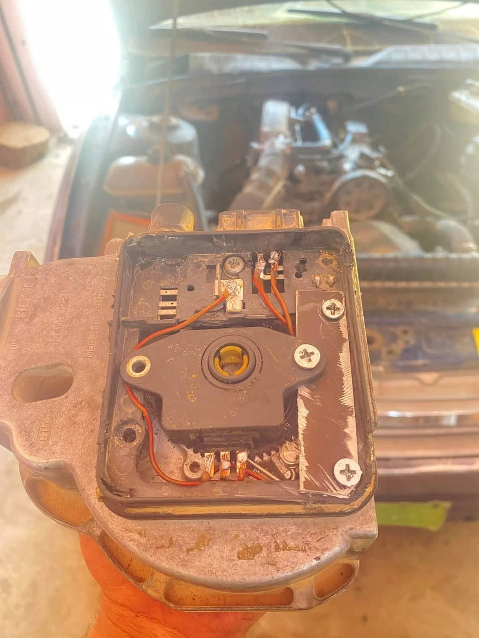 السلام عليكم عدنا من جديد وقت العمل من ٨صباحن لل ٣ مساء انسه صرف البانزين انسه الخربطه انسه الايرفلو حور و ارتاح القيارة امام غربي***********
