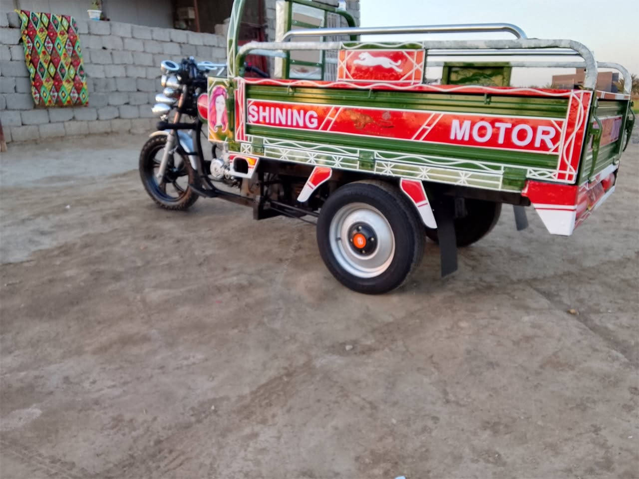 سلام عليكم ستوته البيع مكفولة كفاله عامه وراق اصليه شاصي ركبه كفاله موديل 2021 تخم  تاير كهربائيات كامله سعره 1550 وبيه مجال بصيط مكاني بابل شوملي رقم ***********
