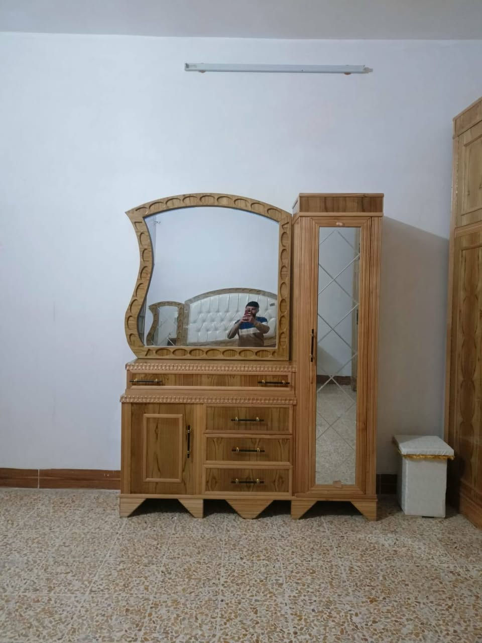 بالتقسيط 〽️  بالتقسيط  〽️  بالتقسيط
◾ غرف نوم أحدث ال فصالات بالتقسيط لمده 18 شهر وبدون مقدمه ويوجد لدينا أيضا فصالات حسب الطلب وايضا فصالات تركية حديثة شغل عراقي درجة أولى )

◾طريقة البيع بل تقسيط اذا عندك موضف متقاعد  منتسب  اوكفيل  على مصرف الرافدين ابيعك اقساط مدة 18شهر بدون مقدمة الاستقطاع يكون يدوي او الكتروني

#العنوان الموصل - الجانب الايمن - الصناعة القديمة مقابل ميزان البيادر *

#عدنا توصيل لجميع المناطق.. القرى.. النواحي.. المحافظات

🌀تواصل معنا... الاتصال او المراسلة عل واتساب عل هذه الأرقام انطيك كافة التفاصيل) 

✅واتساب ☑️***********كورك
✅واتساب ☑️***********اسيا
