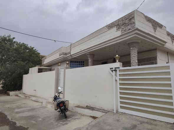 سلام عليكم بيت للإيجار 
خانقين بانميل عل شارع 
مع كاونتر 
سعر الايجار 200
***********
