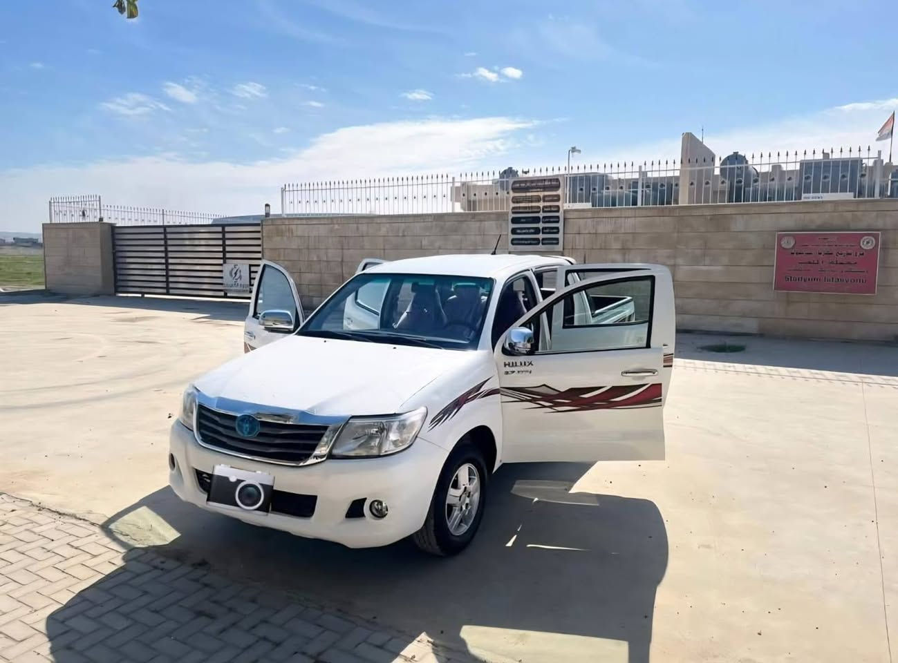 مرزي پارجه ره ش 
تويتا هايلوكس 2014 قطع اسود 
گير اوتو ماتيك 
رقم سليمانيه 
گير و محرك بشرط 
المواصفات مبين 
مكان السياره كركوك 
سعر178 و مجال بسيط  
للاستفسار
***********
*********** كركوك, العراق
