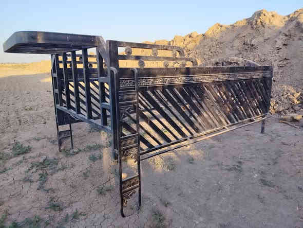 محجر للبيع مابي اي نقص لاخياس ولا زنجار ***********
