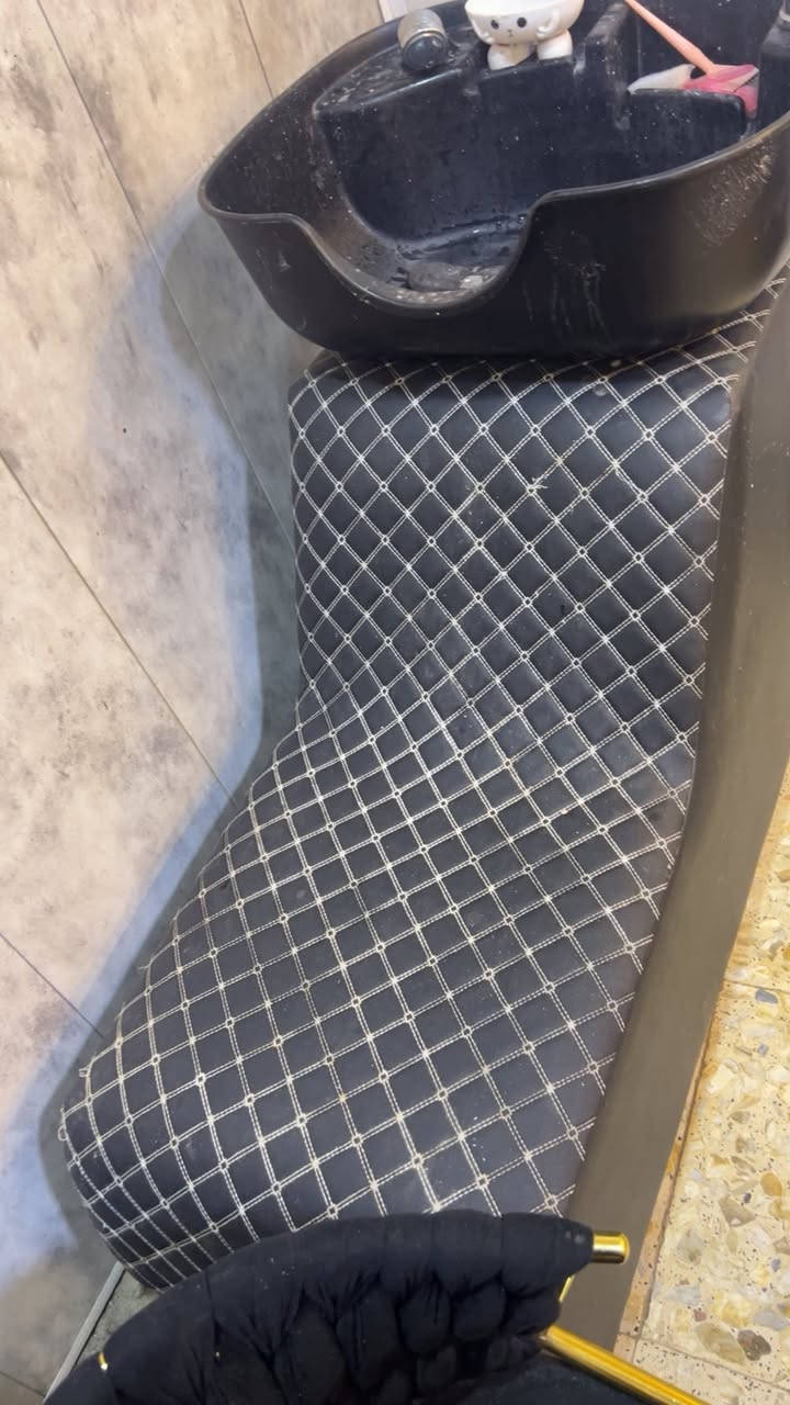 غراض صالون للبيع ٣ميوزات اكرلك مغسله استولات ٣ ورف وثلاجه جحم صغير


**إذا كنت صاحب هذا الإعلان وتريد حذفه لأي سبب، رجاءا أرسل رسالة إلى الدعم الفني**