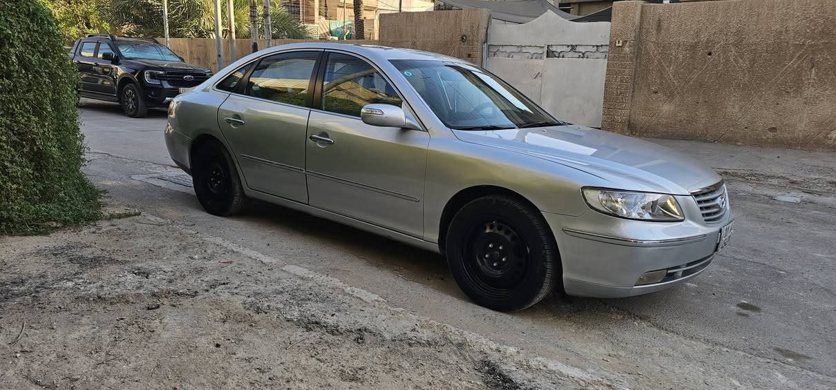 ازيره 2008 وارد خليجي بدون حادث مصبوغه عام للجماليه اثر جراد محرك 2700 منضومه تبريد جديده مري شفط سلايت شغال جاهزه من كلشي السعر 74 مكاني دوره حي الصحه للاتصال *********** 
*********** بغداد, العراق
