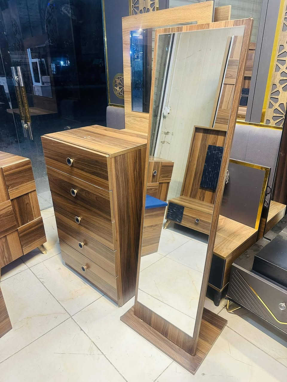 للبيع مع نقل وشد اسعار مناسبة عليها تخفيضات تواصل خاص


**إذا كنت صاحب هذا الإعلان وتريد حذفه لأي سبب، رجاءا أرسل رسالة إلى الدعم الفني**