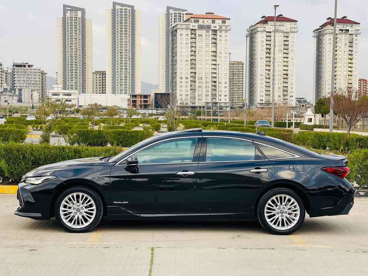 toyota  avalon   limited    2023
توێتا ئەڤەلۆن  

مواسةفات  limited

موديل ٢٠٢٣

بێ هایبێرد

٤٠ هةزار كيلومةتر روشتوة
هيجي پيوة نية يةك پةڵە ی بچوك ساردي هةية

سةيارةكة لةسليمانية

سعري ٢٦٥ $ 

***********📞
==============================

تويتا ئەڤەلۆن

مواصفات  limited

موديل ٢٠٢٣

بدون هايبيرد
 
ماشي ٤٠ الف كيلو

مكفولة مابي صبغ   بي مكان سغير  pdr

مكان سيارة سليمانية

سعر ٢٦٥$ 

***********📞
