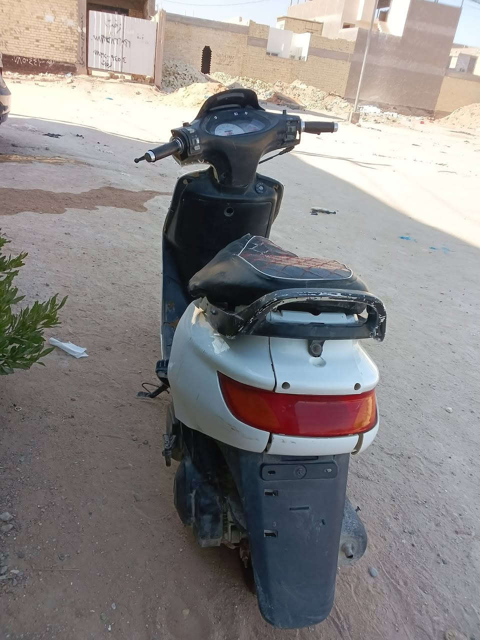 دراجه فراشه للبيع دراجه نضيفه تشتغل هندر وسلف يرادله تبديل باتري ترجع كهربائيات شغاله مكينه نضيف وصوته ناعم تجي تشوفه وبل خدمه سعر 250وبيه مجال
واتساب***********

