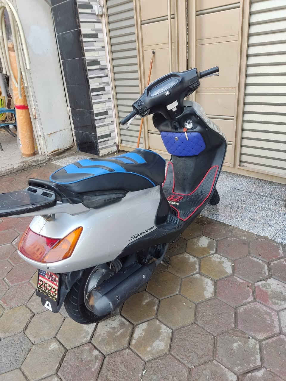 سلام عليكم
سبيسي ياباني على وضيعته البلاديه 
كلشي شغال بيه اشاير هورن سلف هندر  مكفوله من التنقيص والتبخير 
امبدل بيه بستم فقط لا غير 
مستعجل على. بيعته 
السعر خاص 
للاستفسار اكثر اتصال على الرقم 
*********** 
متواجد كوت داموك
